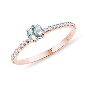 rose gold ring with aquamarine & diamonds