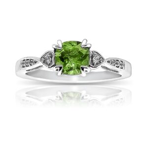 white gold ring with peridot & diamonds